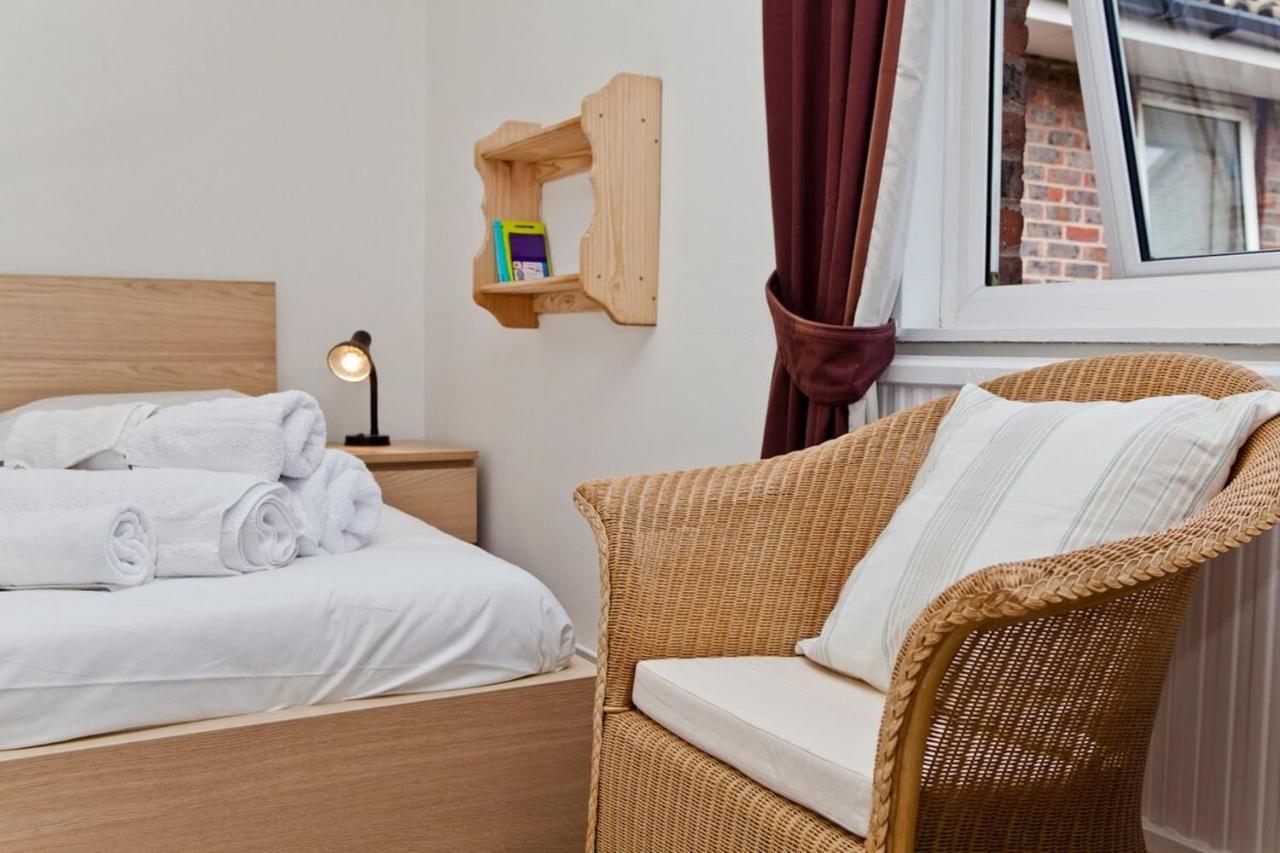 Warm East Sleeps 4 Appartement Londres